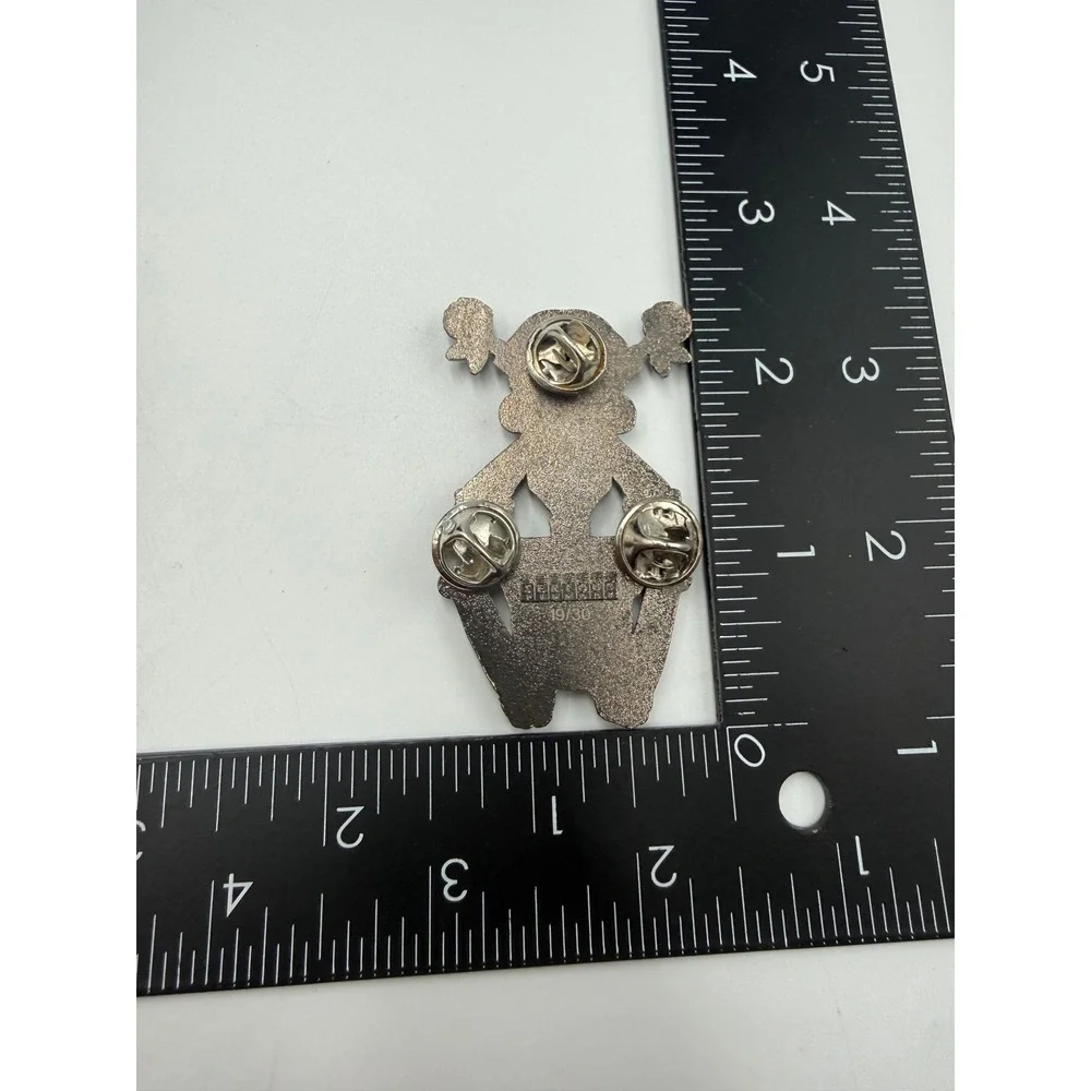 Beenhere Skeleton Rose Enamel Pin Gunmetal Limited Edition 19/30 Gothic‎ Lapel